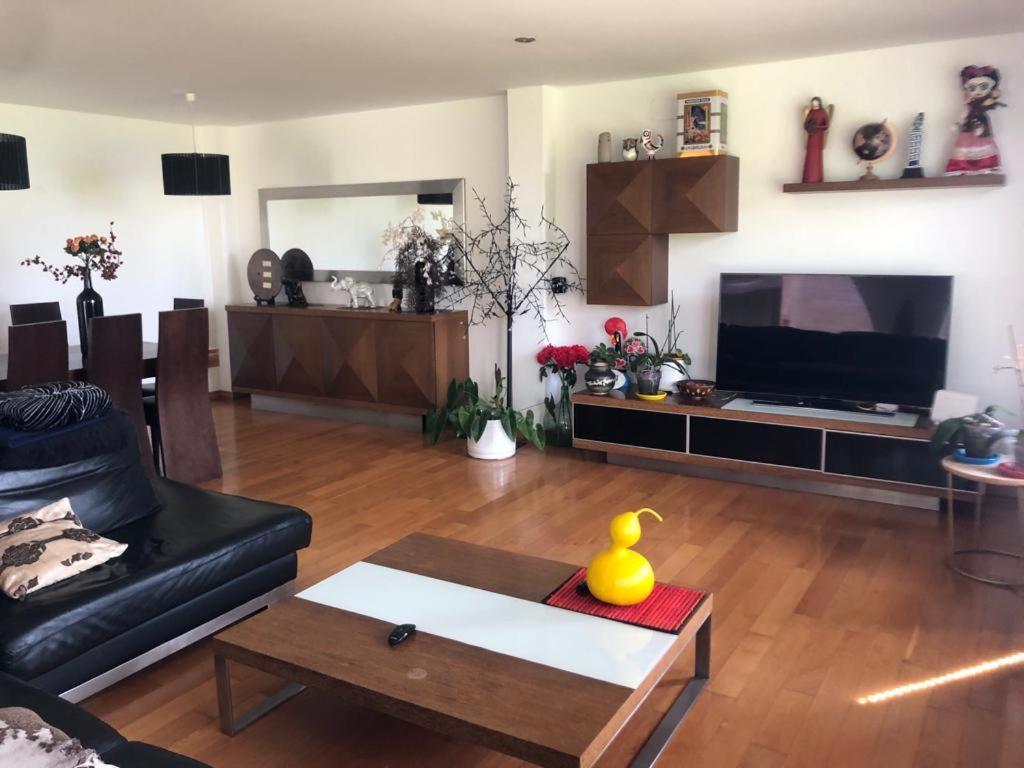 A De Bego Apartment Mougas Exterior photo